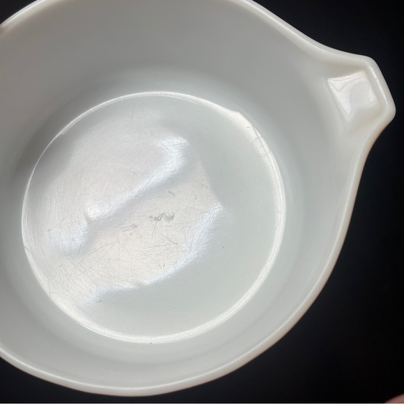 Vintage Pyrex Woodland Tan Round Casserole Dish 472-B 750ml - Picture 9 of 11